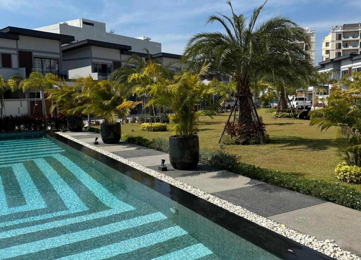 Deluxe Midtown 3bed * Pattaya