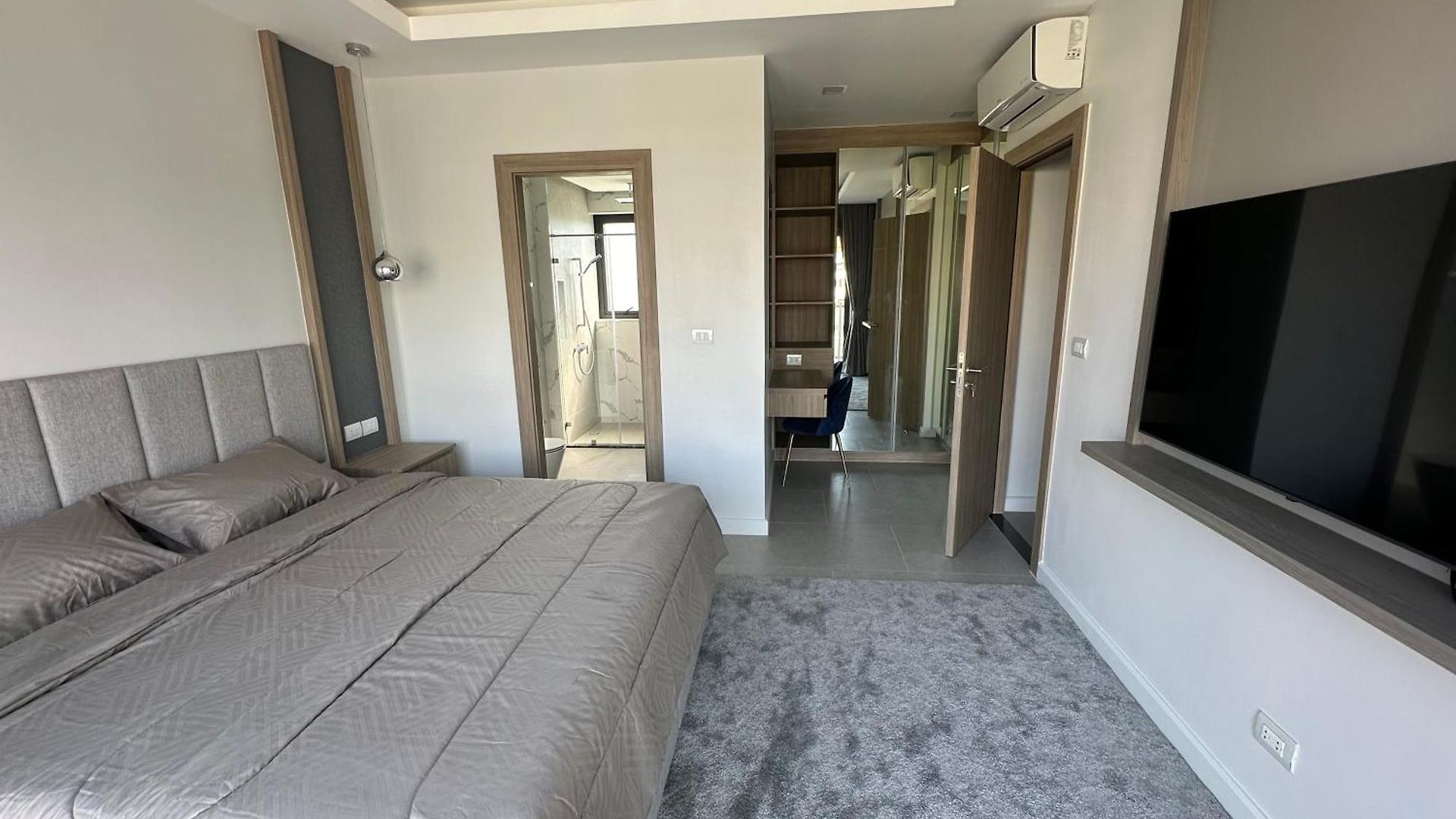 Deluxe Midtown 3bed Pattaya