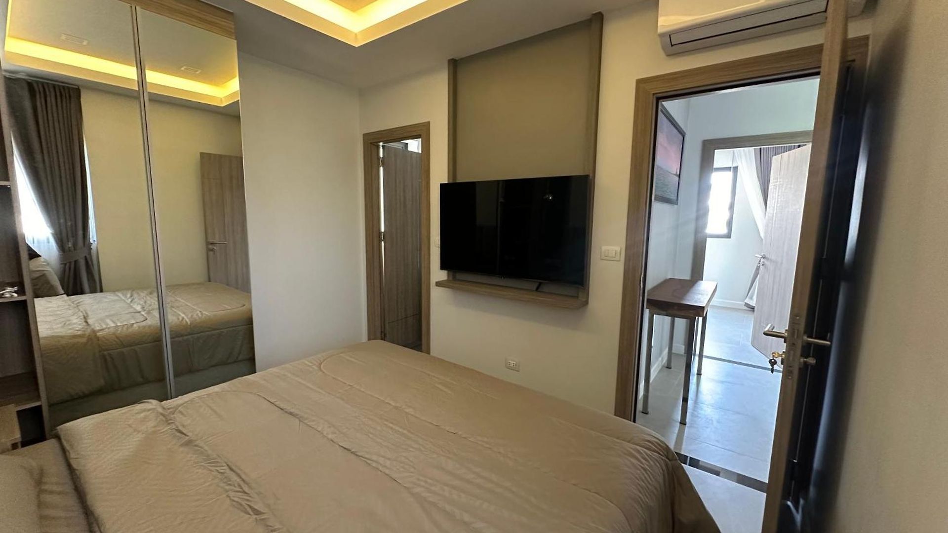 วิลล่า Deluxe Midtown 3bed Pattaya