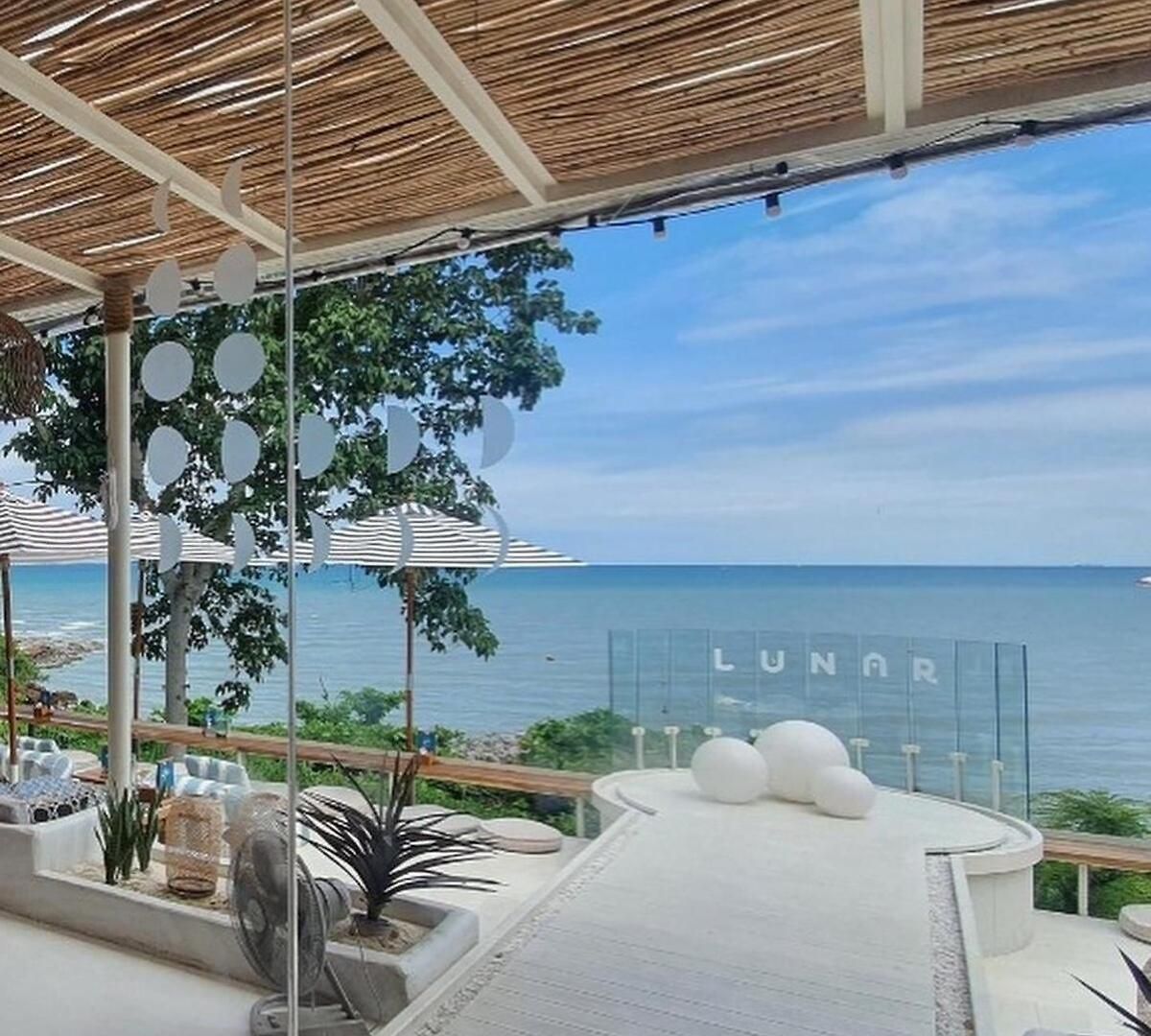 Exclusive High Floor 2 Bed Sea View Luxury อพาร์ทเม้น *