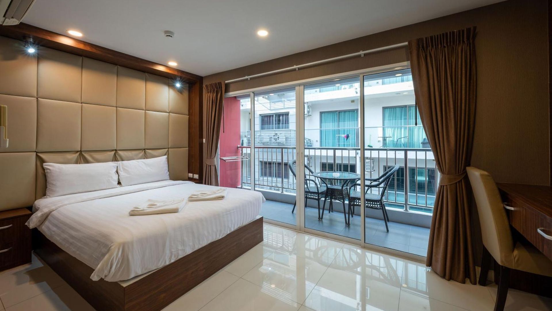 New Nordic Marcus 3 By Apartwell Apartment Pattaya
