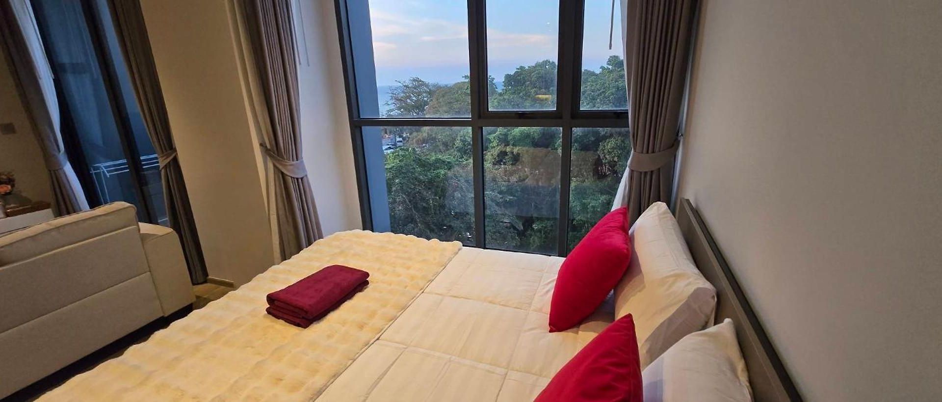 Sea View Great Location Apartment *