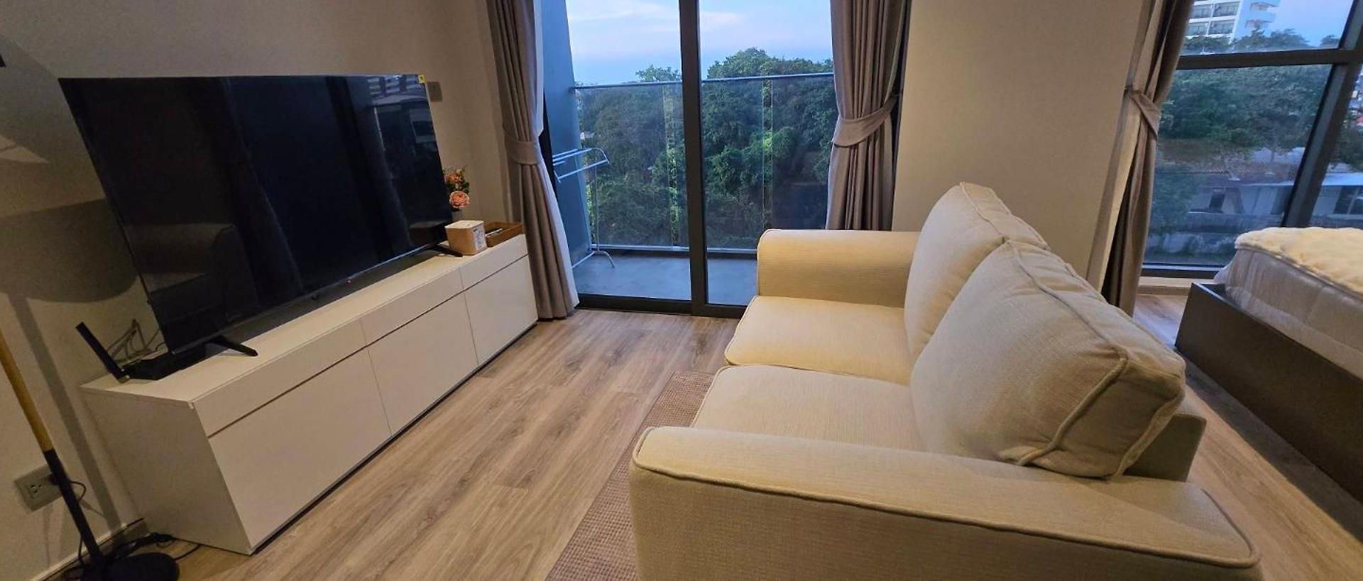 Sea View Great Location *