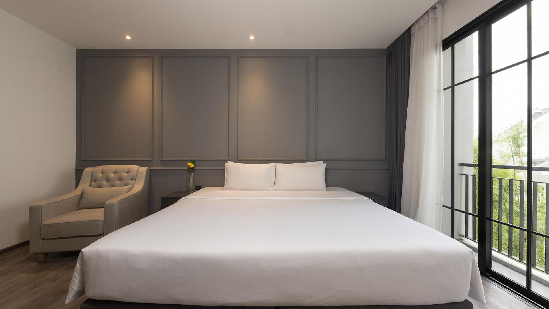 One Patio - Sha Extra โรงแรม Pattaya