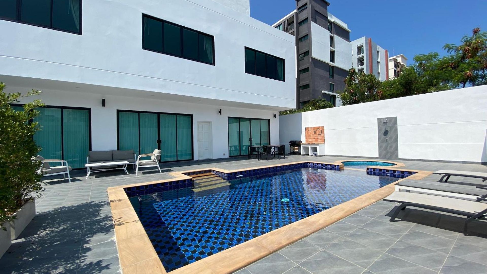 วิลล่า Pool 427 Nearby Walking Street