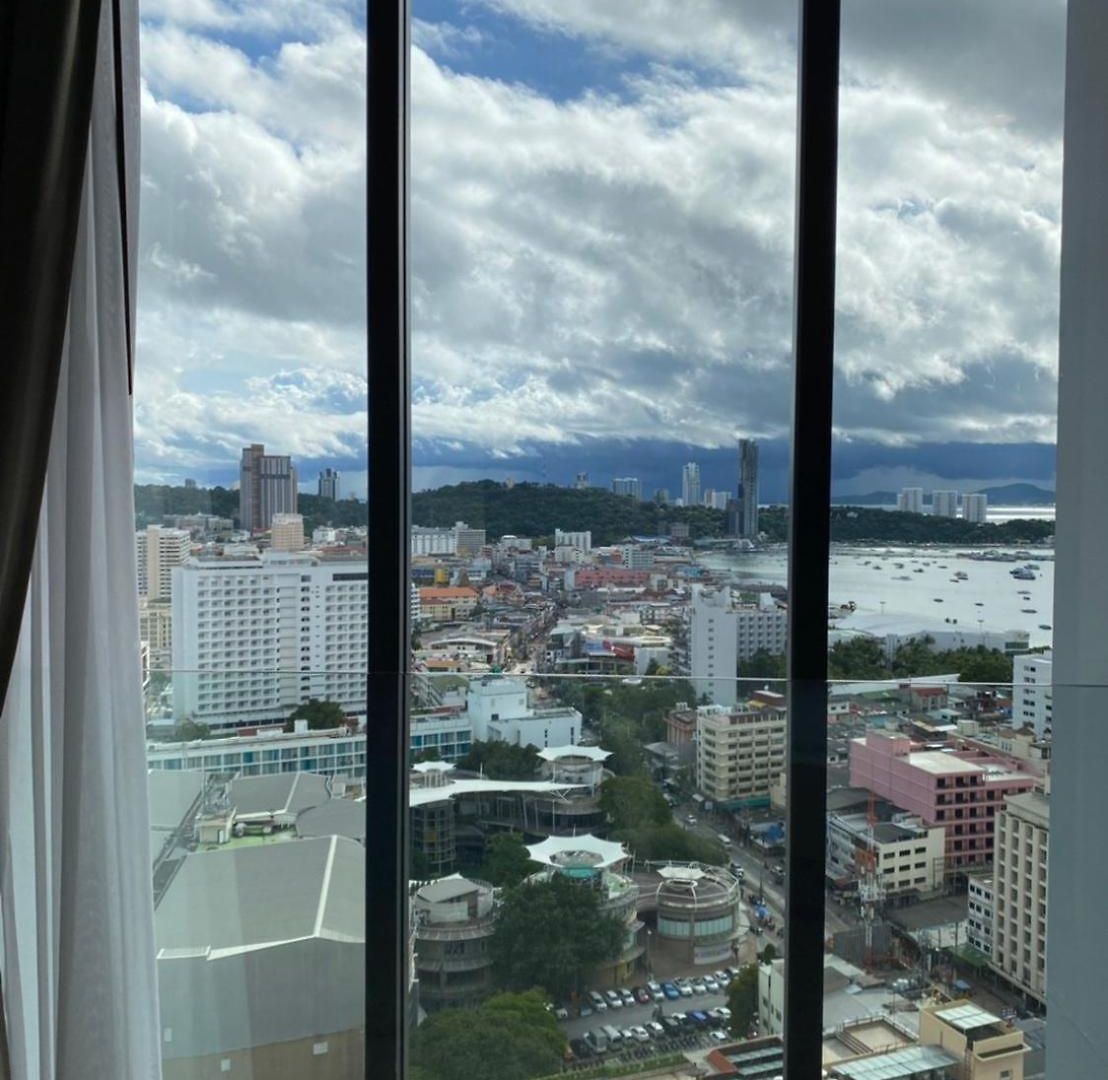 The Edge X Monthstayz Thailand * Pattaya
