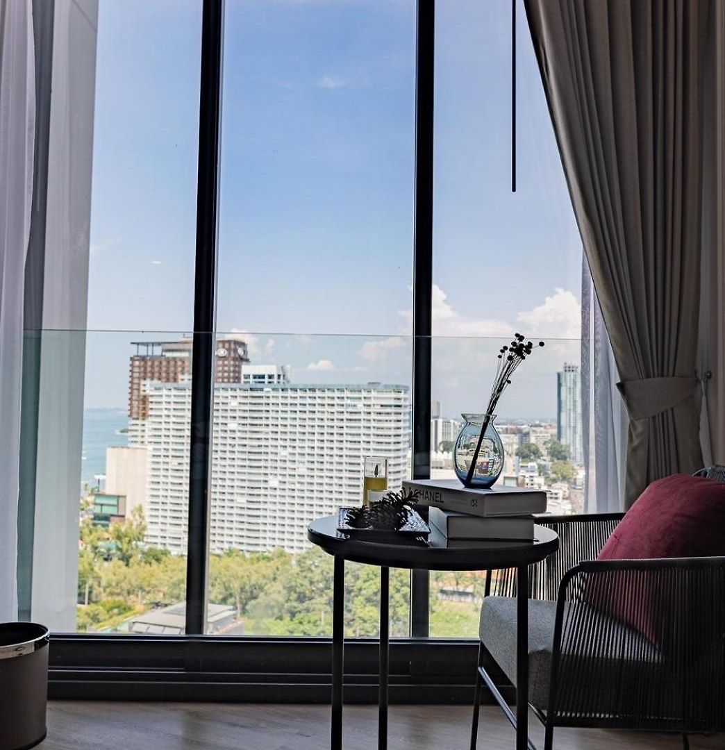 อพาร์ทเม้น Edge Sea View *