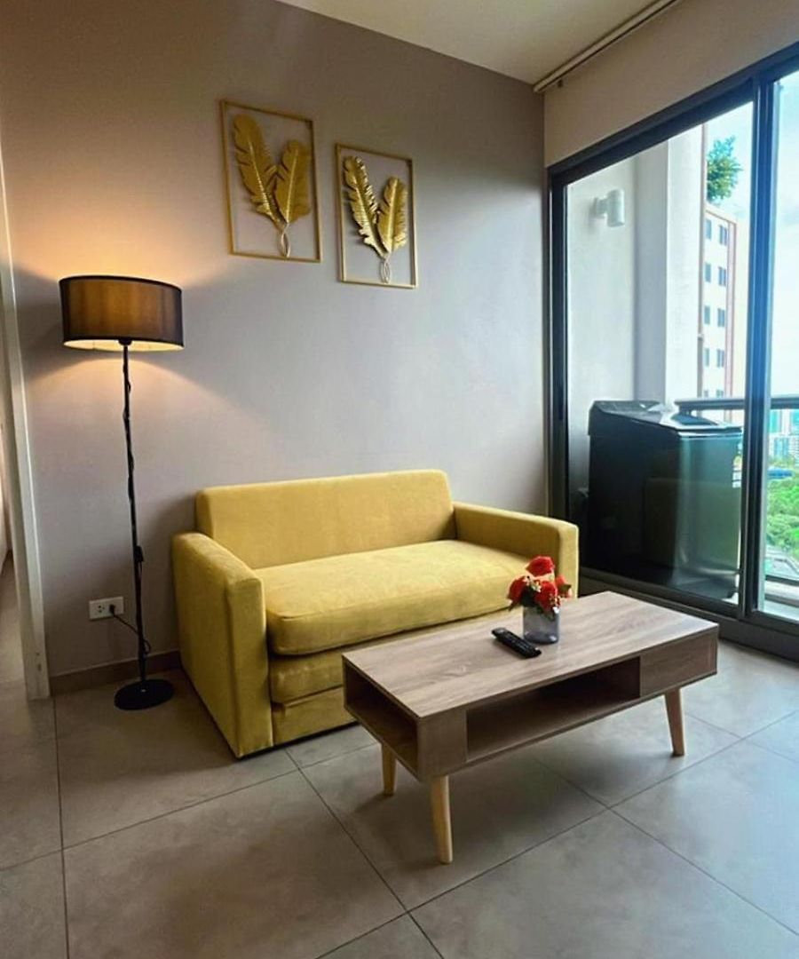 High Floor Sea View 2 Bed Room- Excellent Location Pattaya