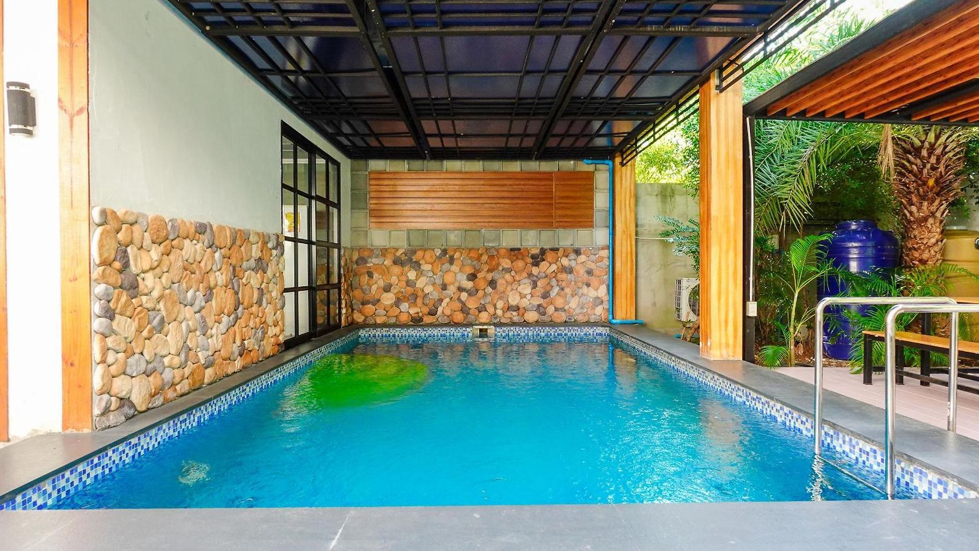 Amazing Pool *