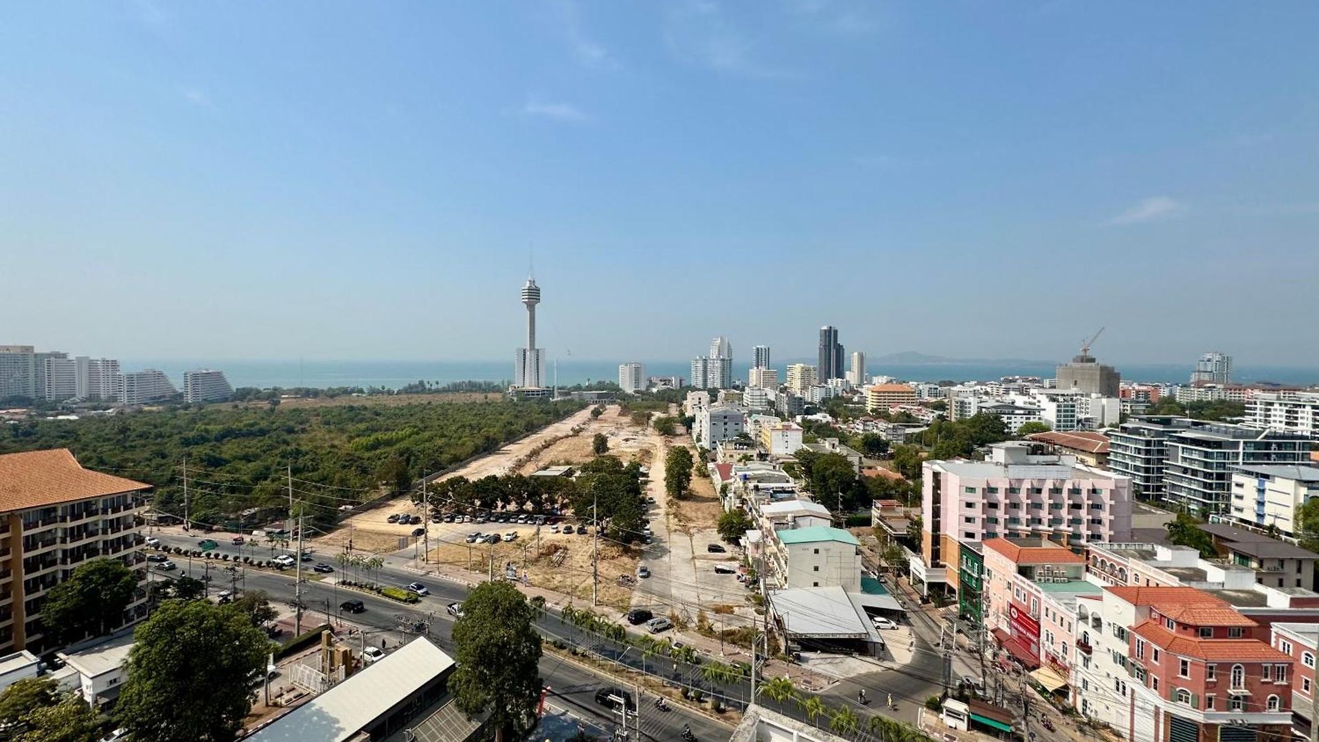 อพาร์ทเม้น Treetops By Psr Pattaya