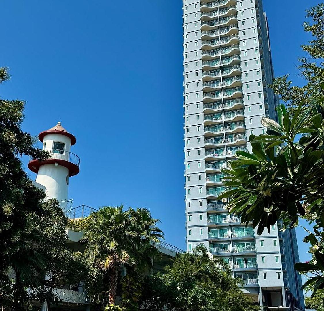 อพาร์ทเม้น Supalai Sea View Luxury Pattaya