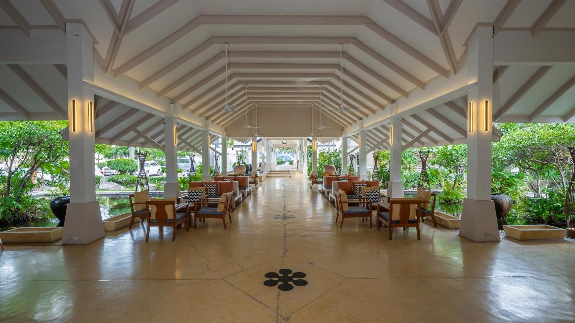 Resort Sunshine Garden Pattaya
