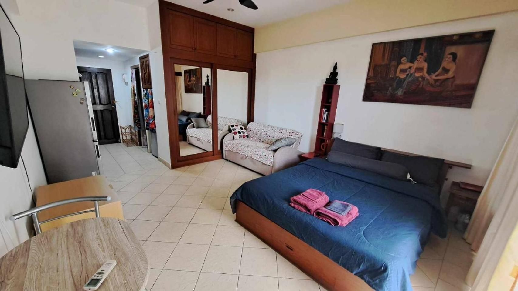 อพาร์ทเม้น Jomtien Condotel *