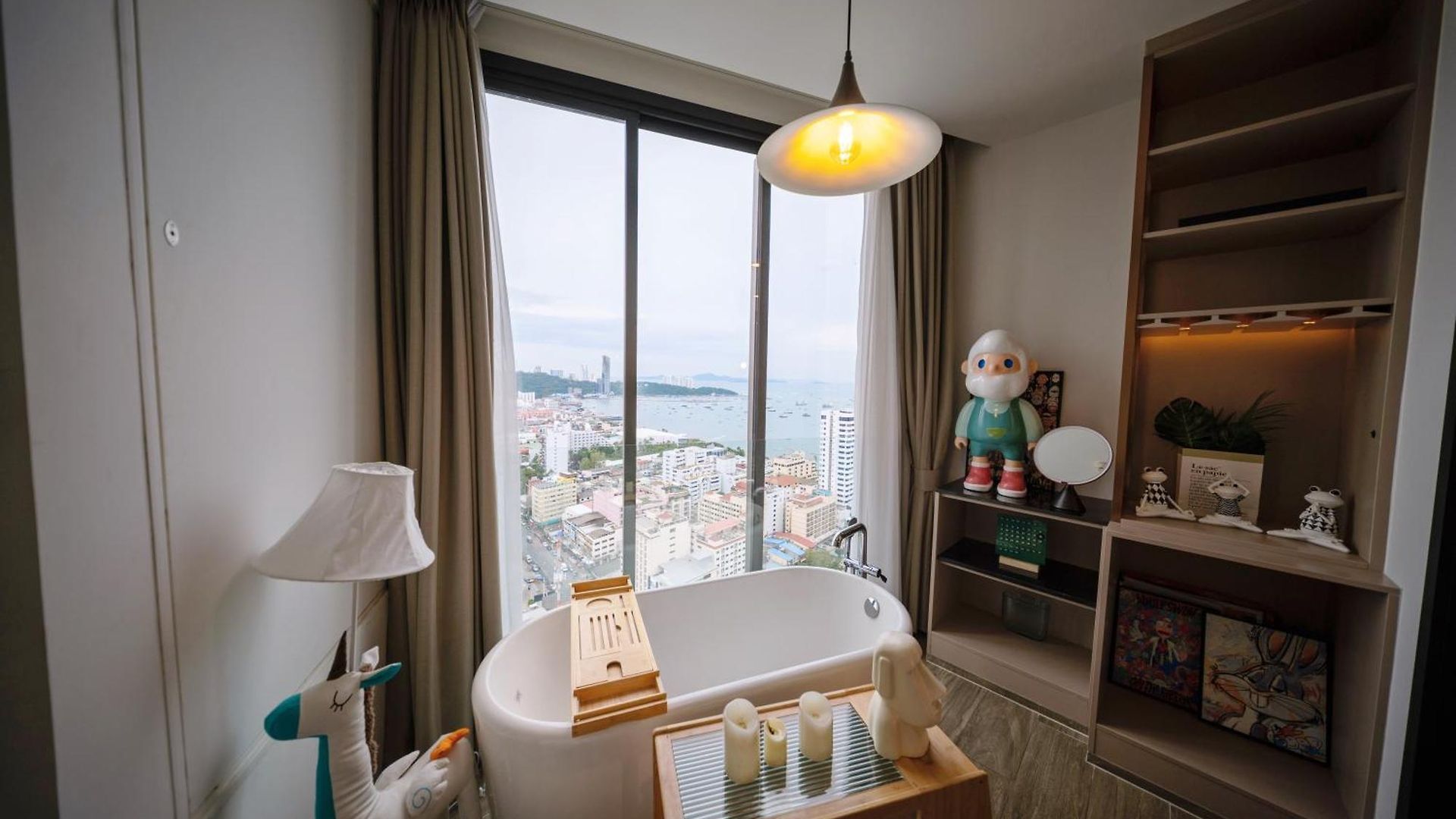 Edge Sea View * Pattaya
