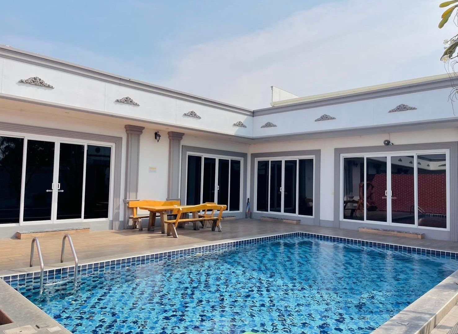 วันหยุดที่บ้าน 다빈치 풀빌라 Davinci Pool Pattaya