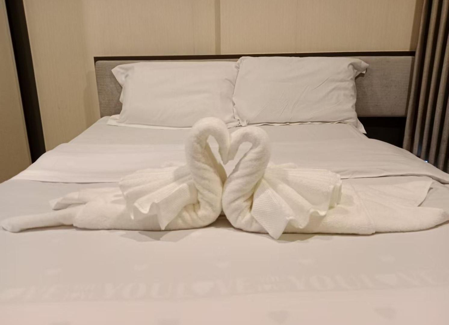 芭提雅市中心the Base 高端公寓酒店 Apartment *