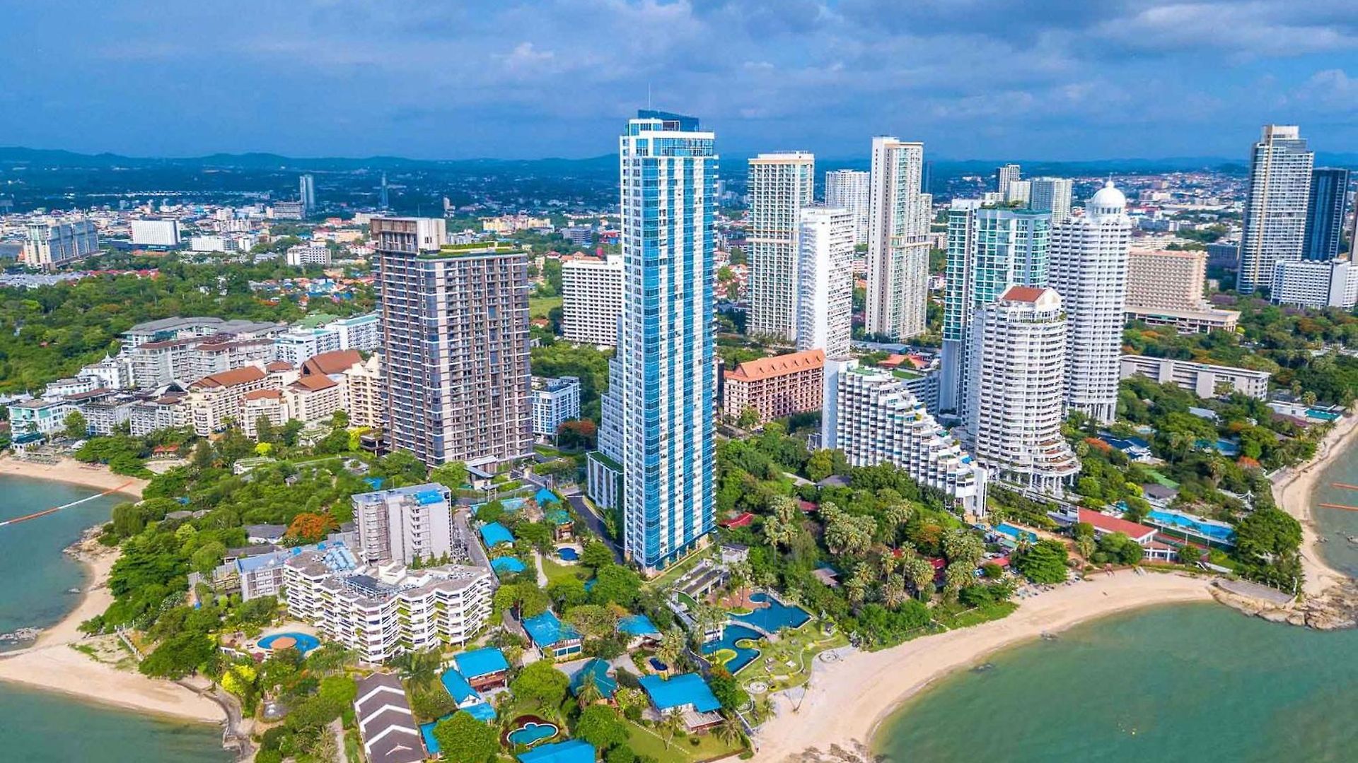 อพาร์ทเม้น The Palm Wongamat - 1br Luxury Beachfront - Ocean View - 32 Floor