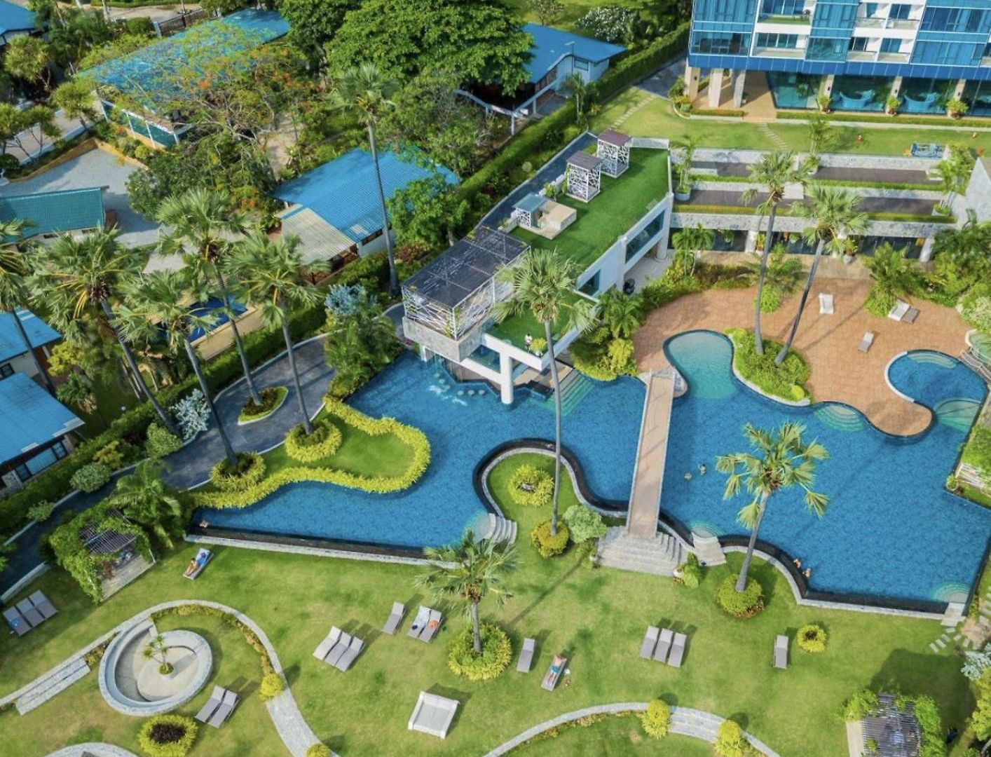 อพาร์ทเม้น The Palm Wongamat - 2br Luxury Beachfront - Ocean View