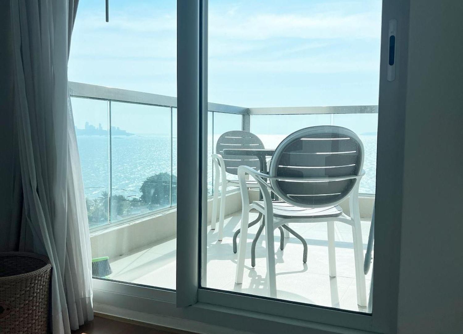 The Palm Wongamat - 2br Luxury Beachfront - Ocean View อพาร์ทเม้น *