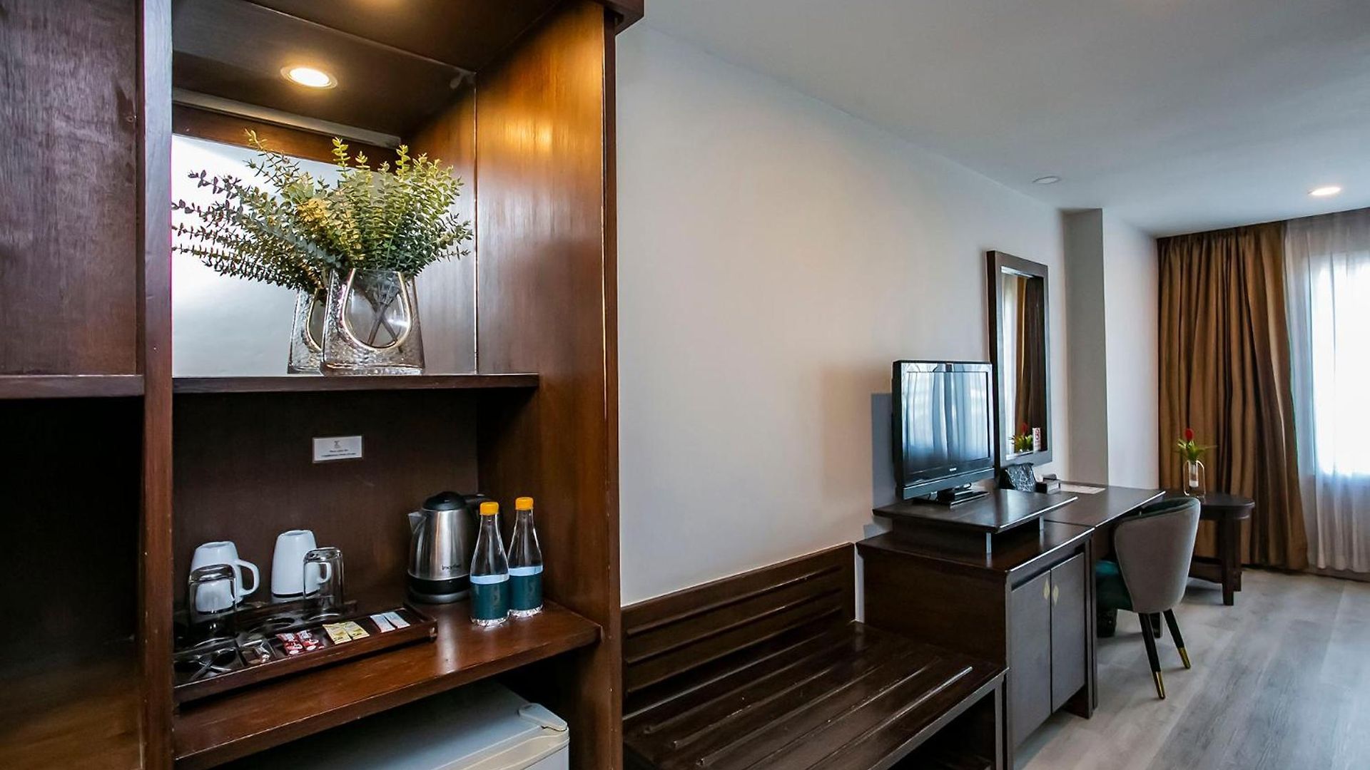 Empress โรงแรม 3*