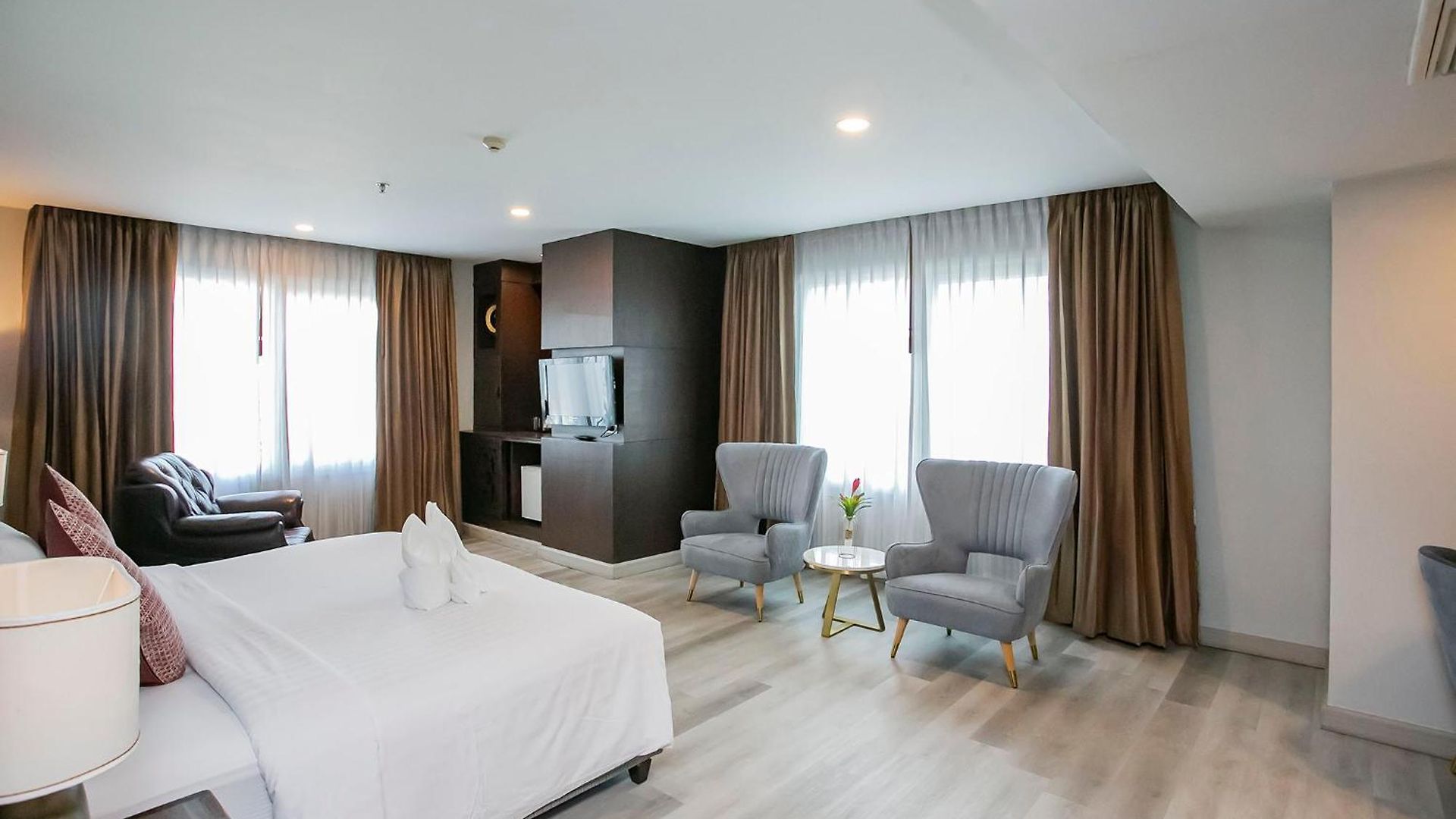 โรงแรม Empress Pattaya