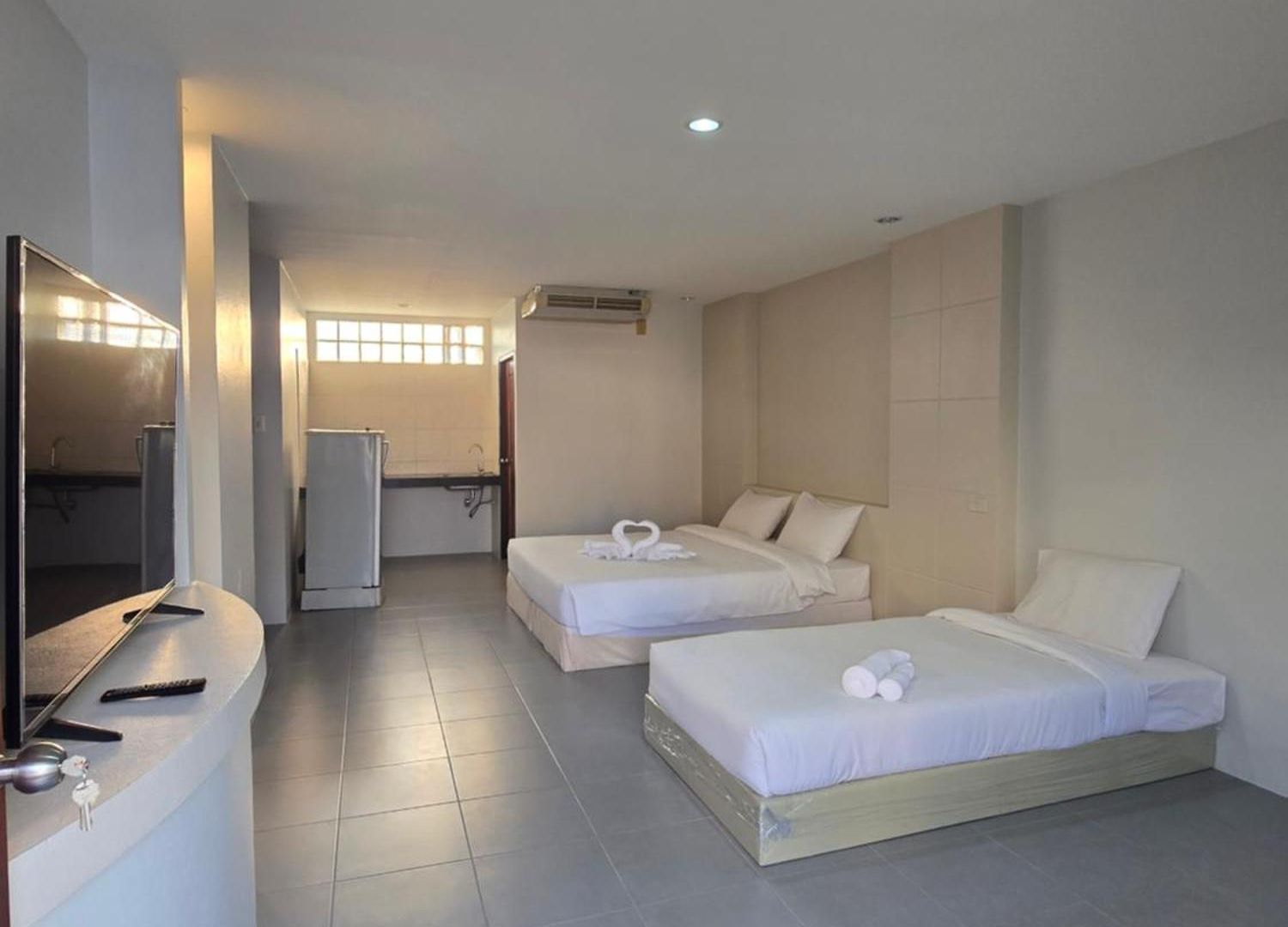 Middle Tree House 3* Pattaya