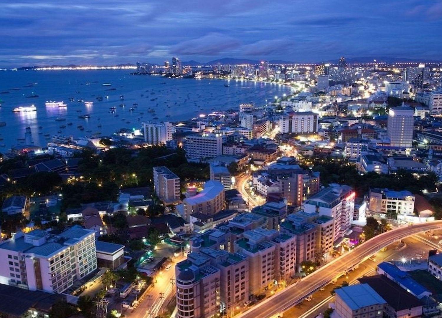 อพาร์ทเม้น Unixx High Floor View Pattaya