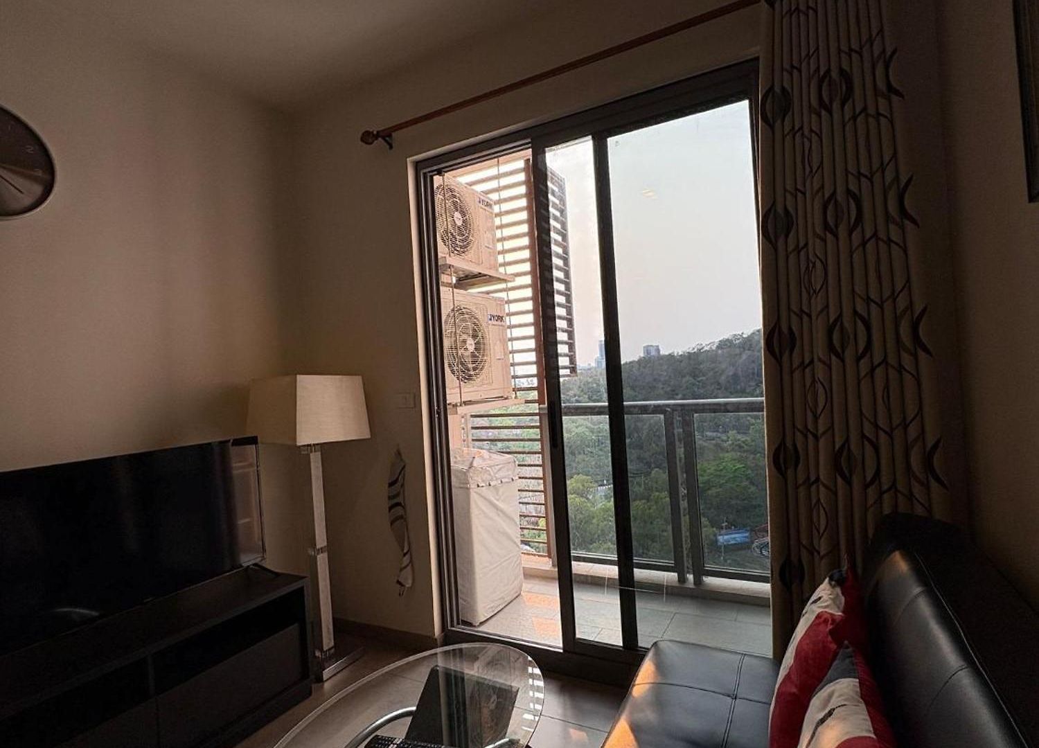 Unixx High Floor View