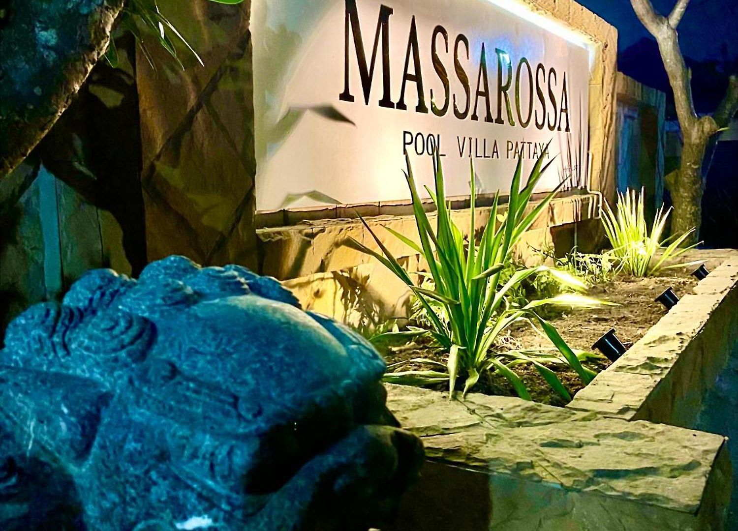 King Family Massarossa Pool Vip วิลล่า *