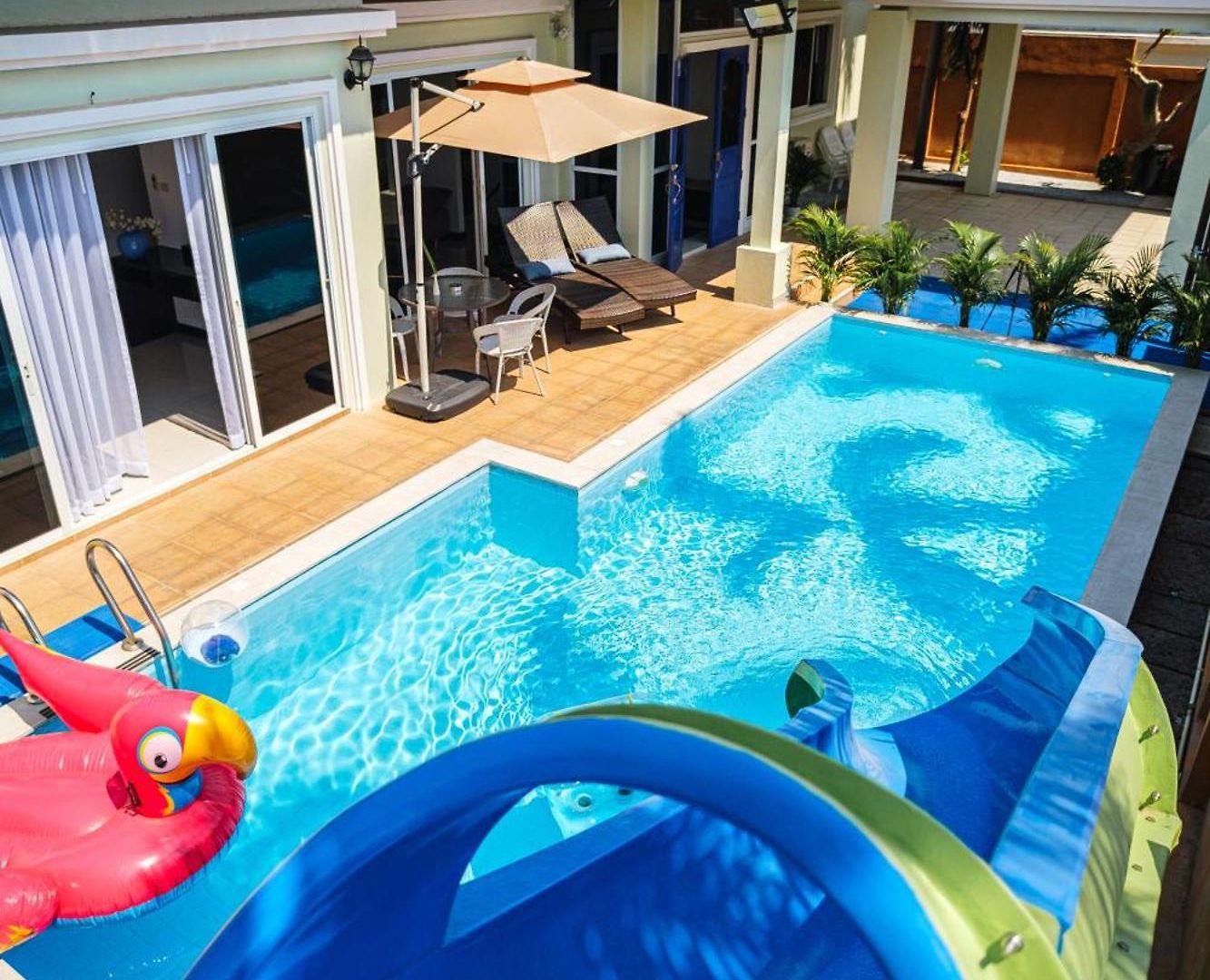 King Family Massarossa Pool Vip วิลล่า Pattaya
