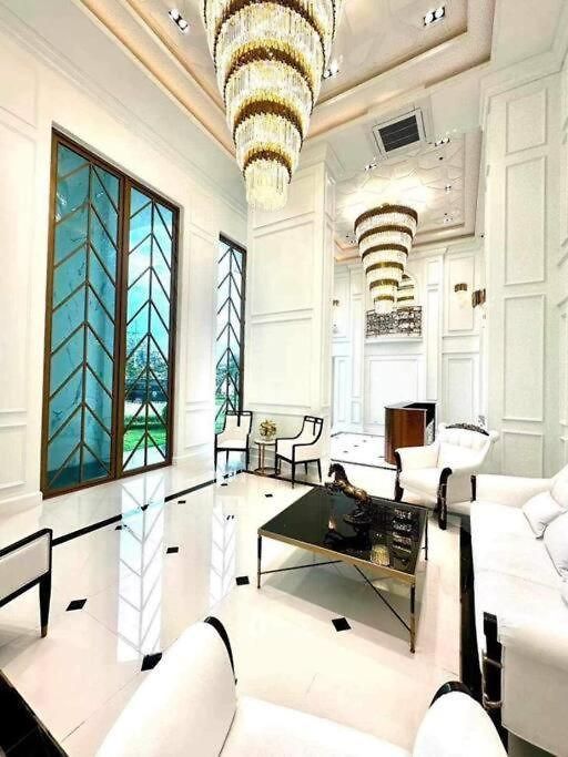 Empire Tower อพาร์ทเม้น *