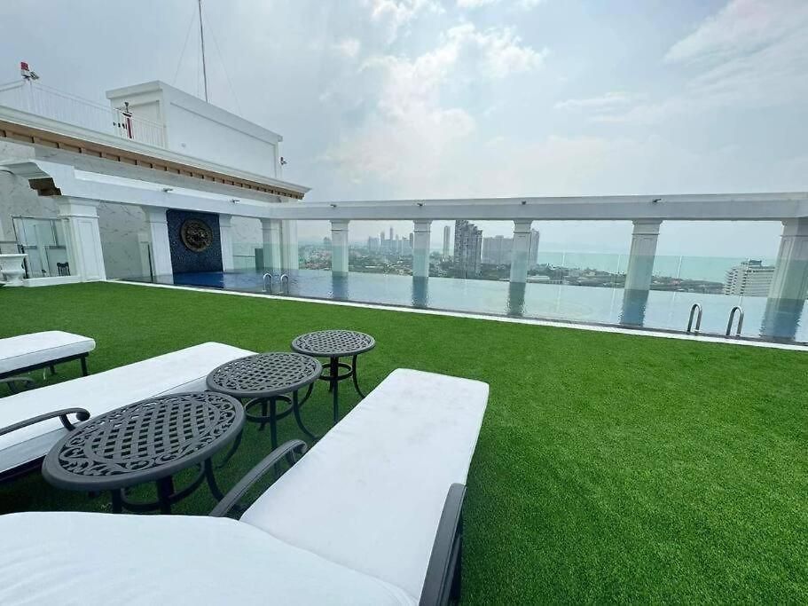 อพาร์ทเม้น Empire Tower