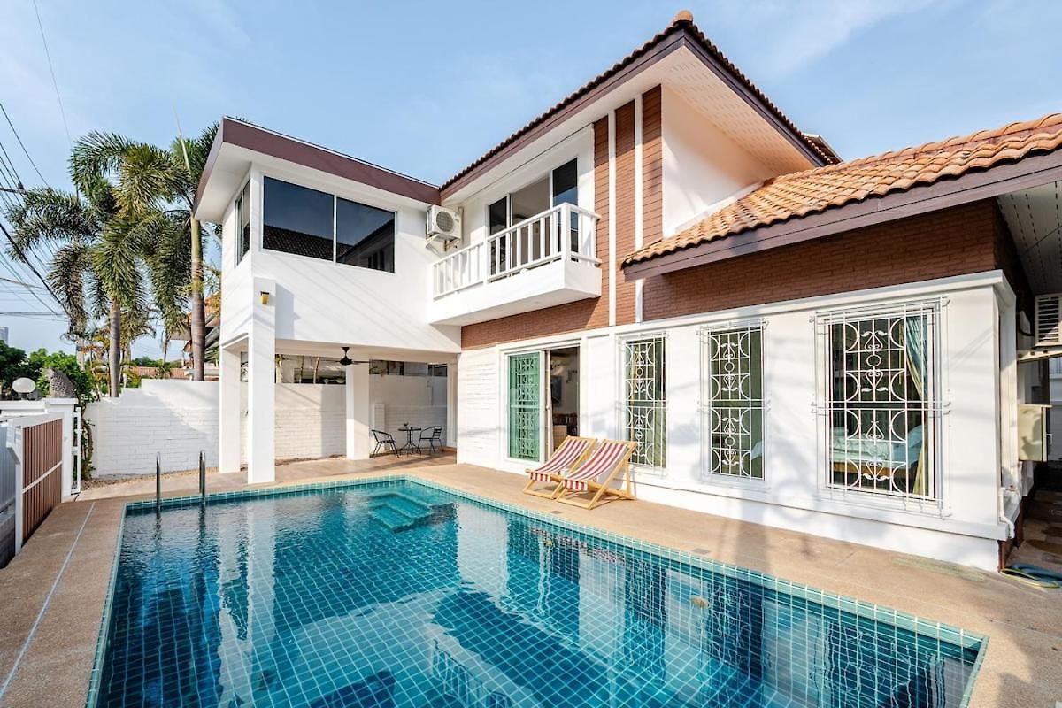 วิลล่า G Warmth Pool Pattaya