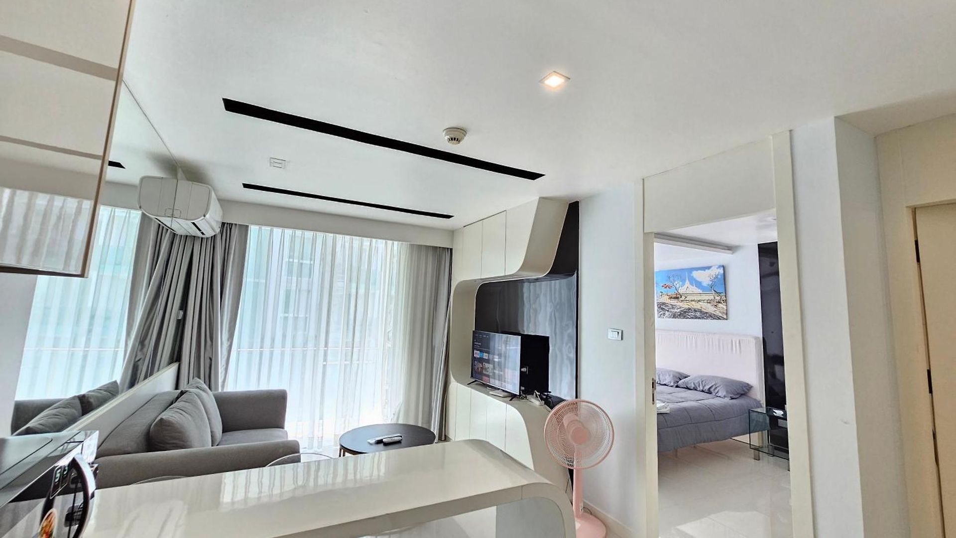 Center Pool View อพาร์ทเม้น Pattaya