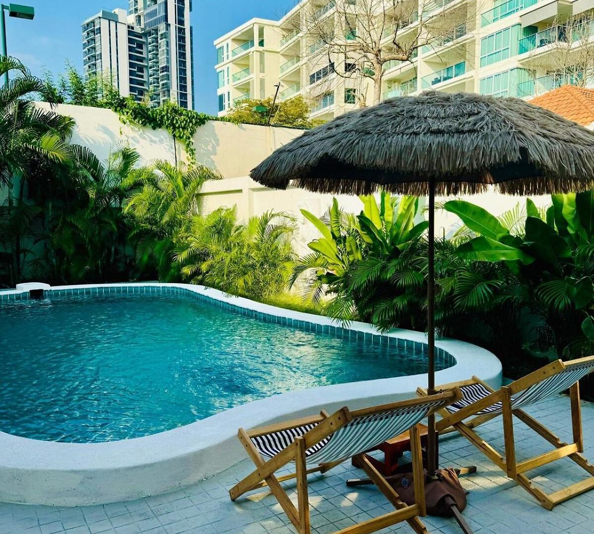 Majestic Seaside Private