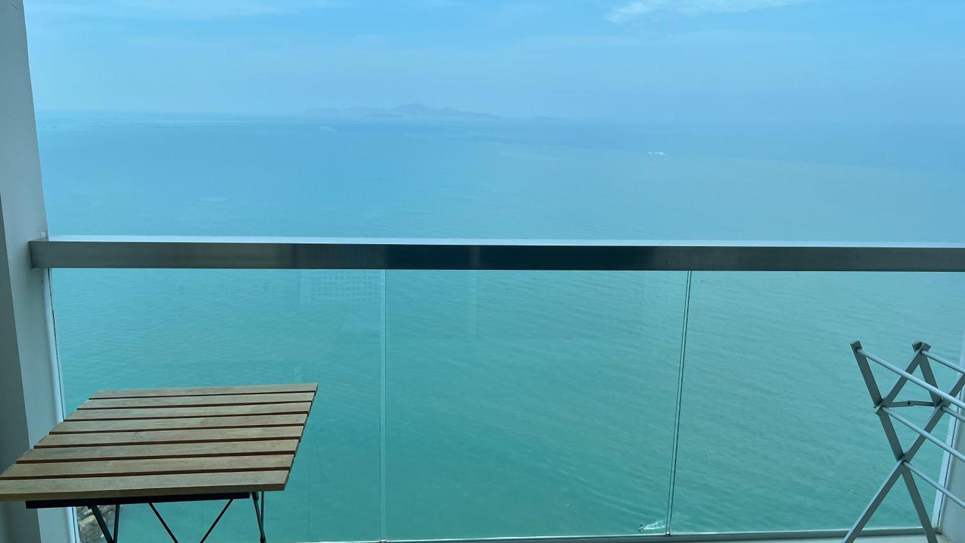 อพาร์ทเม้น The Palm Wongamat - 1br Luxury Beachfront - Ocean View - 32 Floor Pattaya