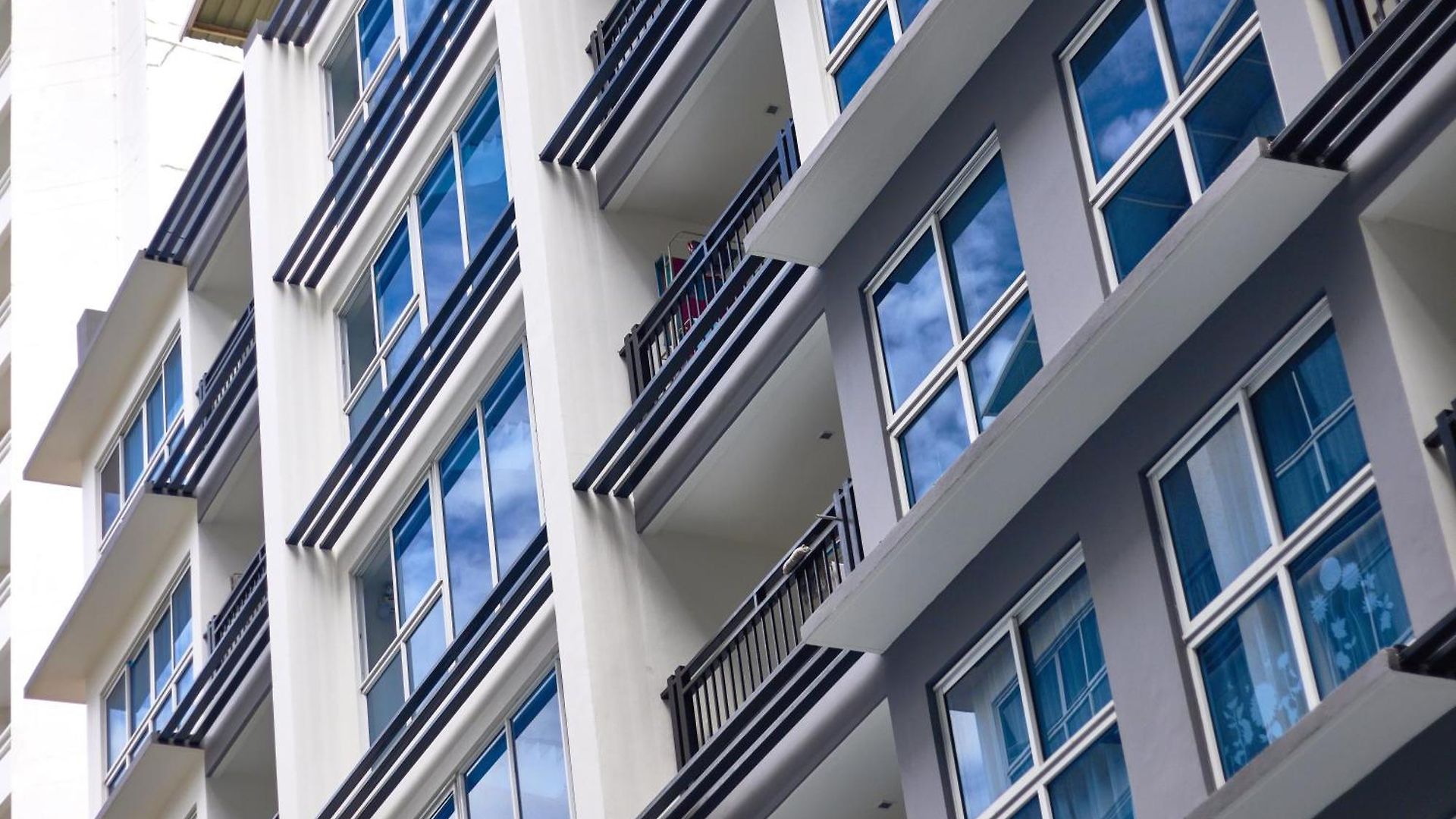 Apartment Avenue By Fantasea