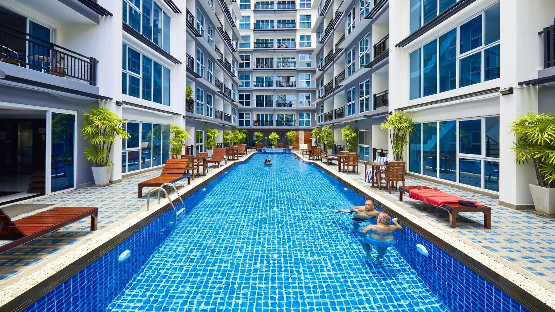 Avenue By Fantasea Apartment Pattaya