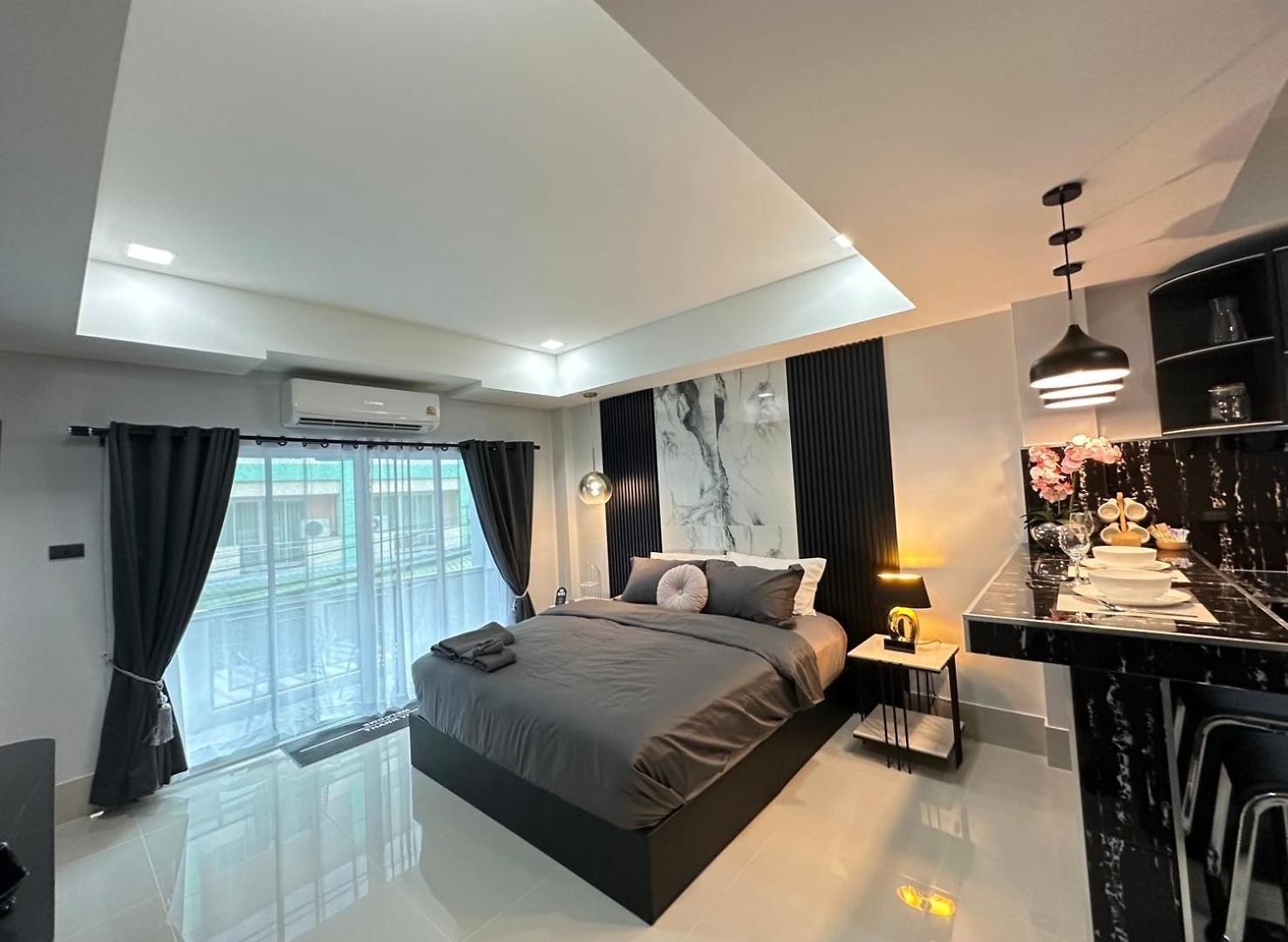 Viraplace2# อพาร์ตโฮเทล Pattaya