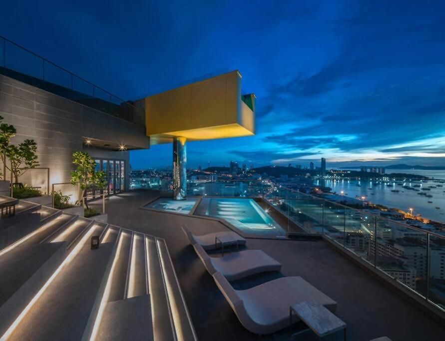 Downtown Charm Edge 1 Bedroom Seaview * Pattaya