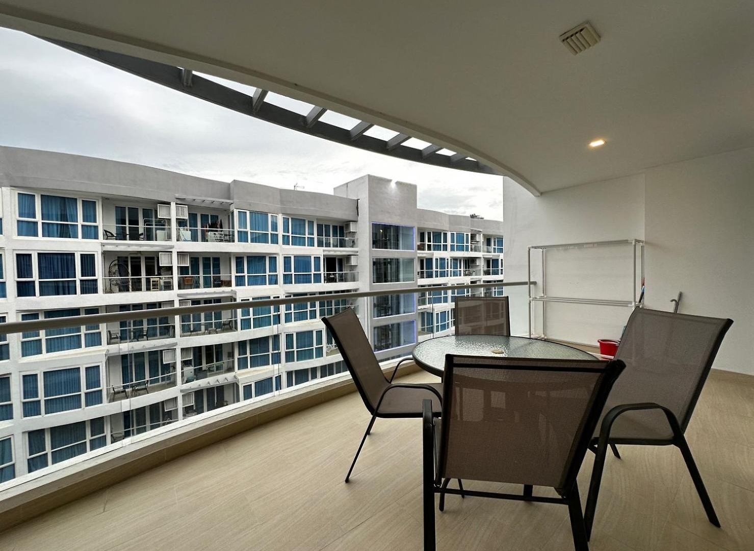Apartment Grand Avenue By Monthstayz Thailand