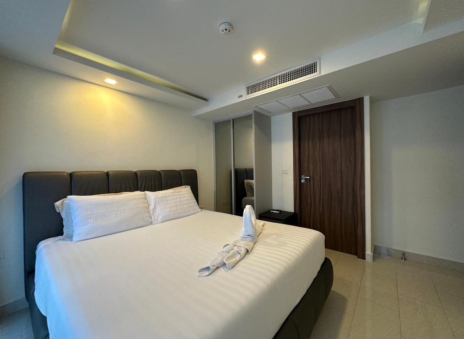 Grand Avenue By Monthstayz Thailand Apartment Pattaya