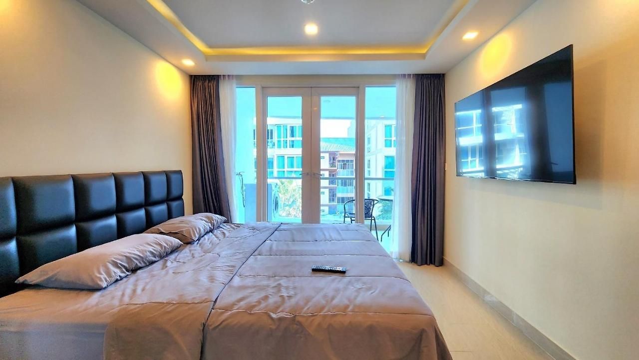 Grand Avenue By Monthstayz Thailand Apartment *