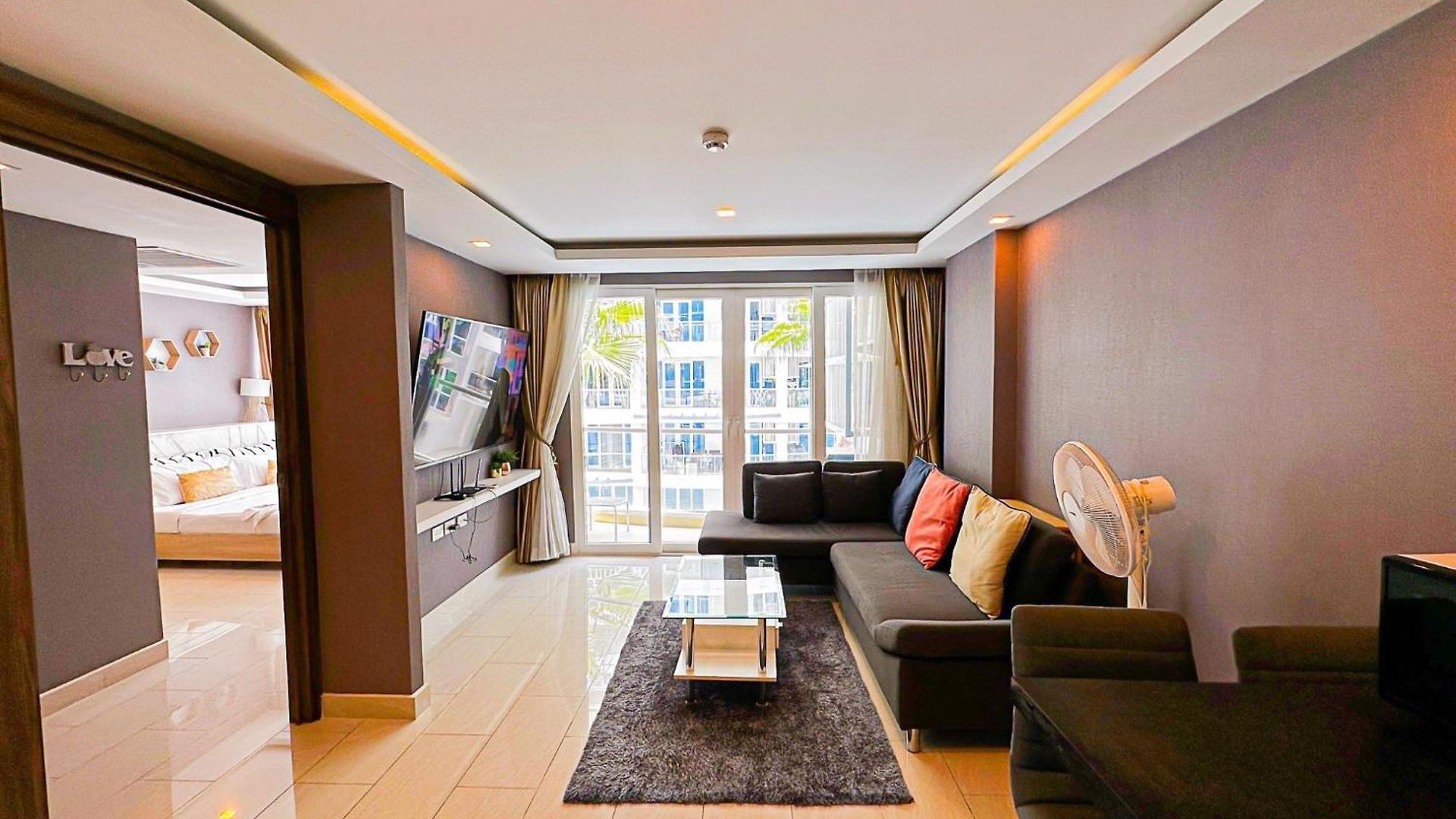 Apartment Grand Avenue By Monthstayz Thailand
