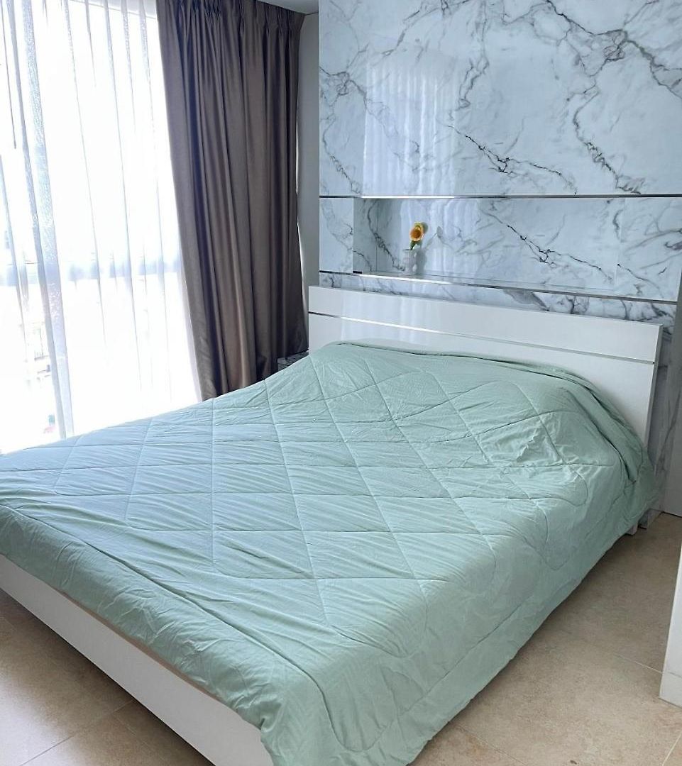 2 Bedrooms Near Pattaya