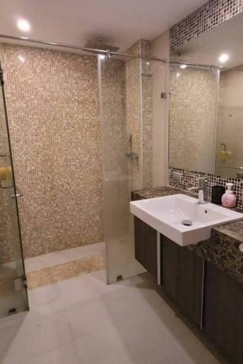 อพาร์ทเม้น 2 Bedrooms Near *