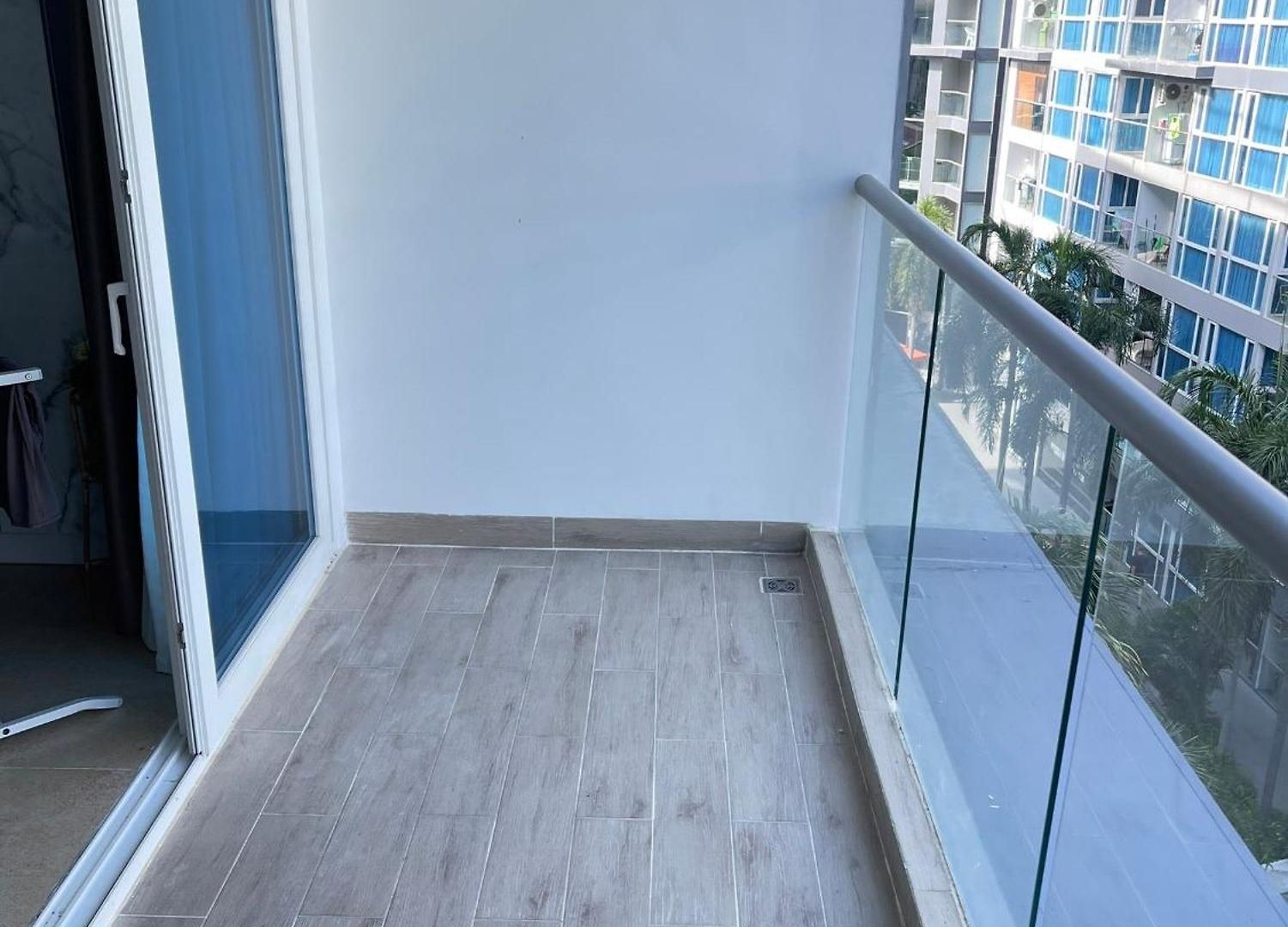 อพาร์ทเม้น 2 Bedrooms Near *