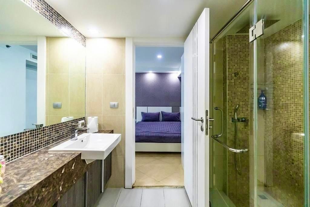 อพาร์ทเม้น Large Luxury - Centre - Centara Avenue, Pool View - 217 *