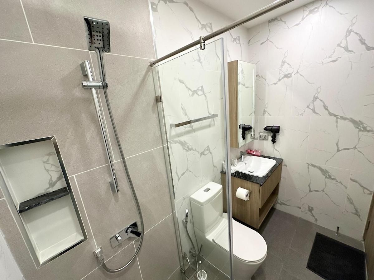 วิลล่า Super Luxury 4 Bedroom Private Pool With Jacuzzi, Near 711, 10 Minutes To Walking Street And - Mt4