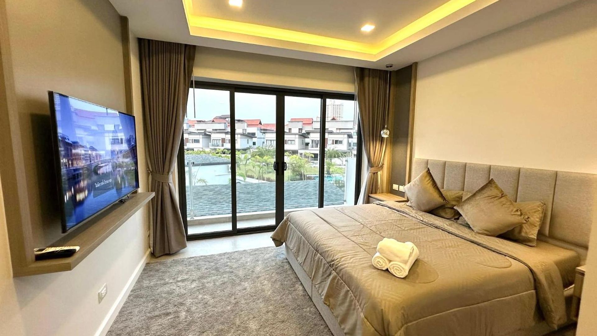 Villa Zensiri Luxury 3bdr Pool *